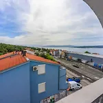 Apartment In Crikvenica 42450