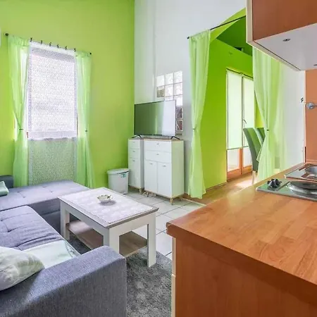 In Crikvenica 42450 Апартаменты Драмаль