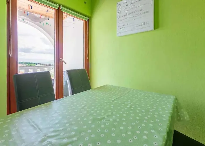 In Crikvenica 42450 Apartament